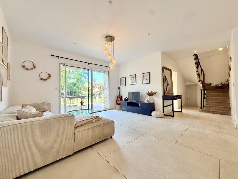 Maison à vendre, 4m², Béziers