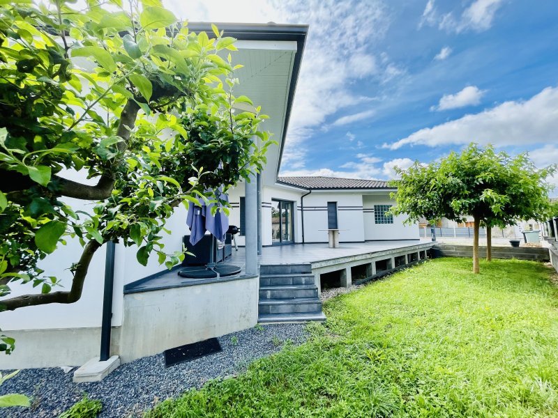 Maison à vendre, 1100m², Saint-Louis-de-Montferrand