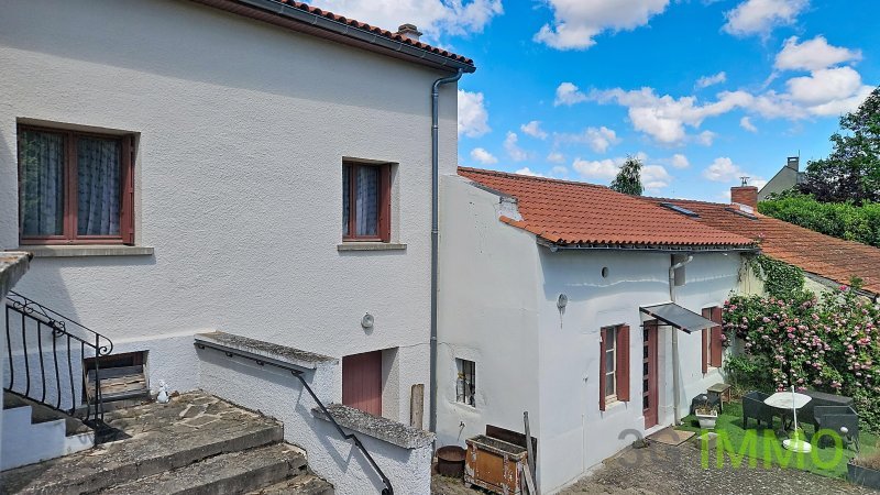 Maison à vendre, 3m², Vensat