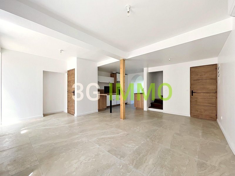 Maison à vendre, 3m², Issou