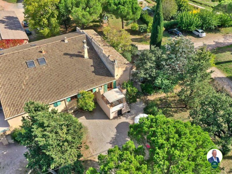 Maison à vendre, 11m², Vidauban