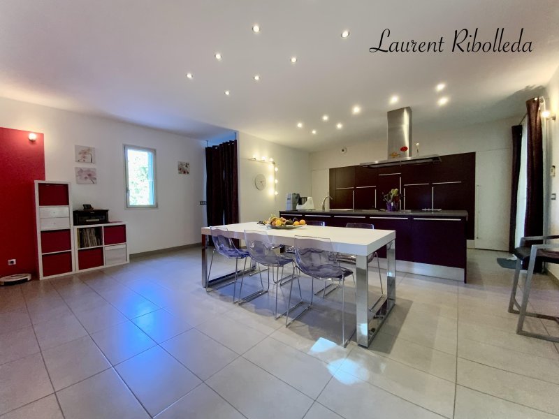 Maison à vendre, 3m², Madaillan