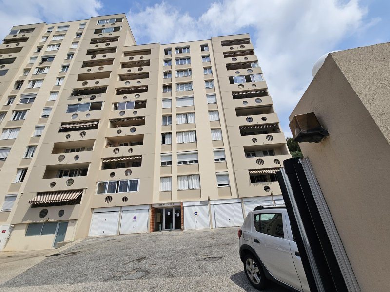 Appartement à vendre, 1m², Vallauris