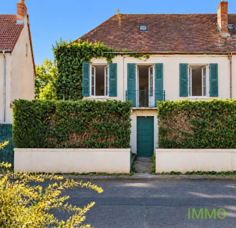 Maison à vendre, 4m², Saint-Germain-des-Fossés