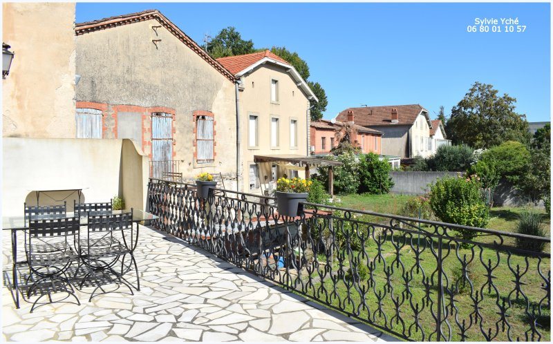 Maison à louer, 4m², Mazamet
