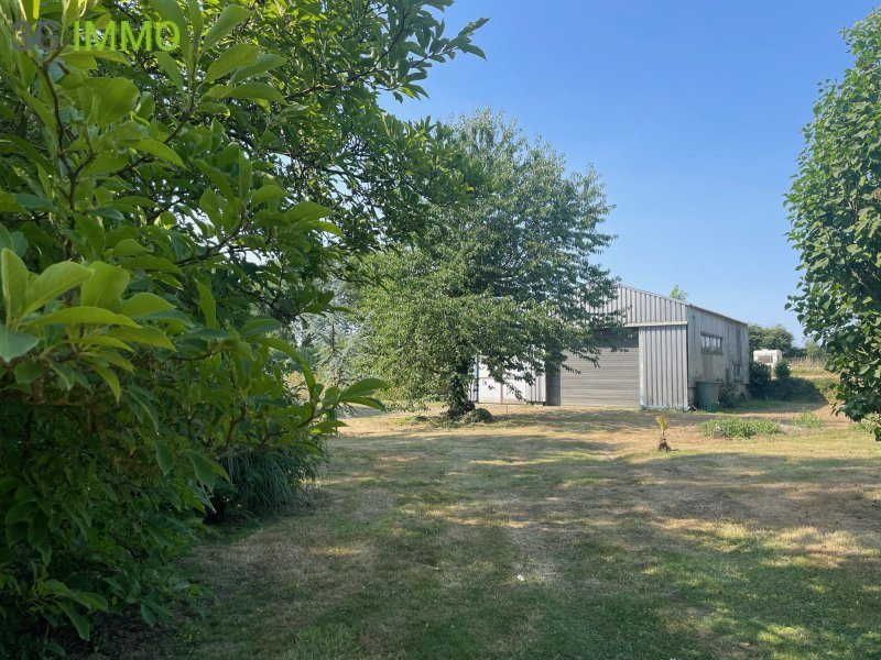 Maison à vendre, 3600m², Pierres