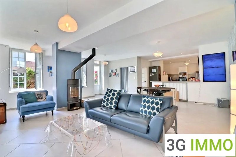 Maison à vendre, 4m², Verneuil-en-Halatte