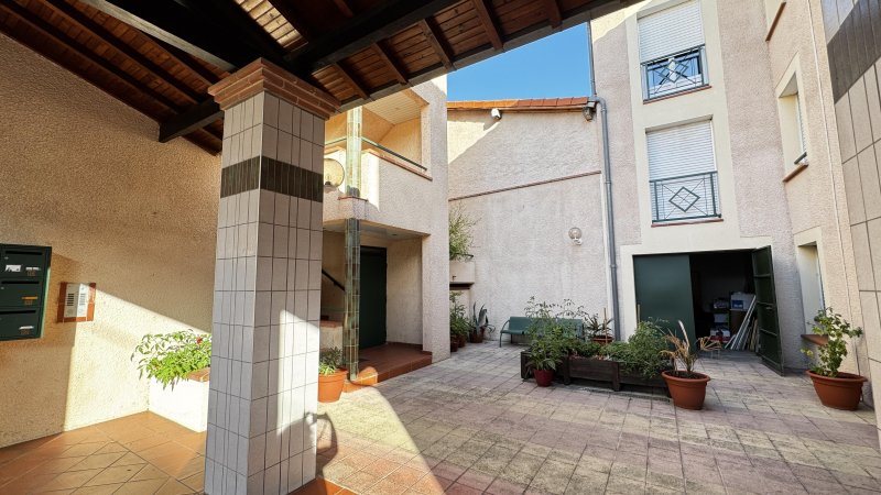 Appartement à louer, 2m², L'Isle-Jourdain