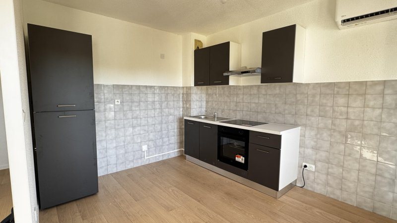 Appartement à louer, 2m², L'Isle-Jourdain