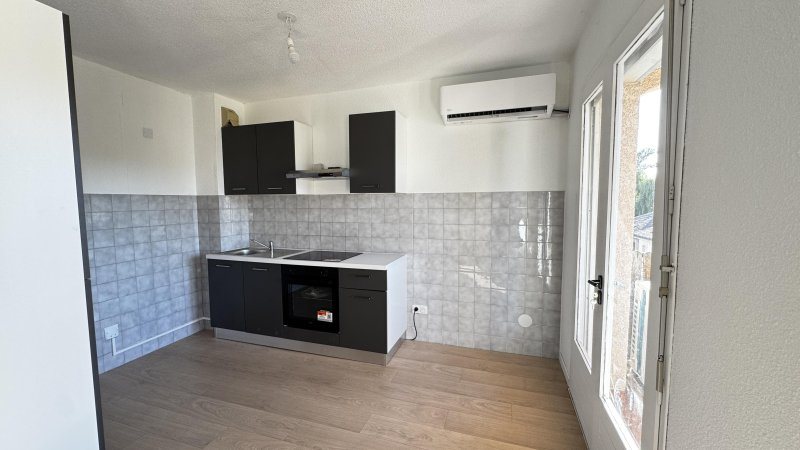 Appartement à louer, 2m², L'Isle-Jourdain