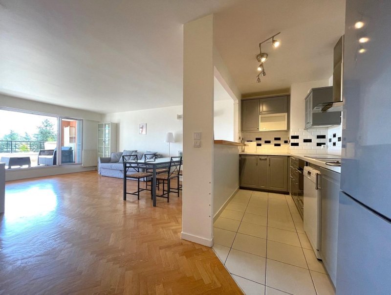 Appartement à louer, 2m², Courbevoie