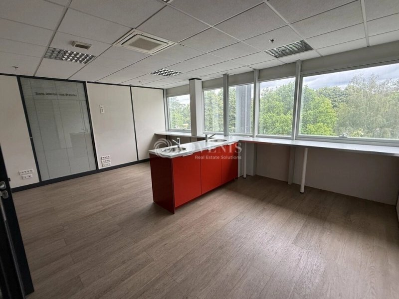 Maison à louer, 1058m², Croissy-Beaubourg