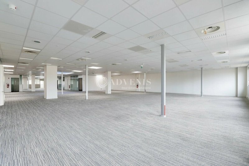 Maison à louer, 1456m², Cergy