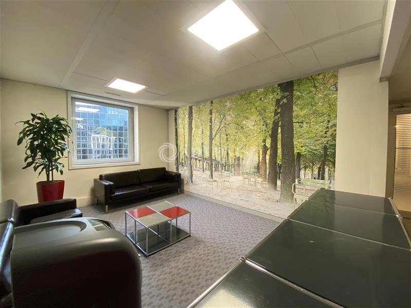 Maison à louer, 1590m², Courbevoie