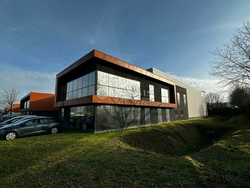 Maison à louer, 1062m², Sainghin-en-Mélantois