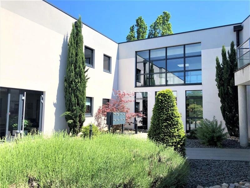 Maison à louer, 686m², Entzheim