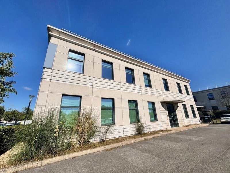 Maison à louer, 3292m², Créteil
