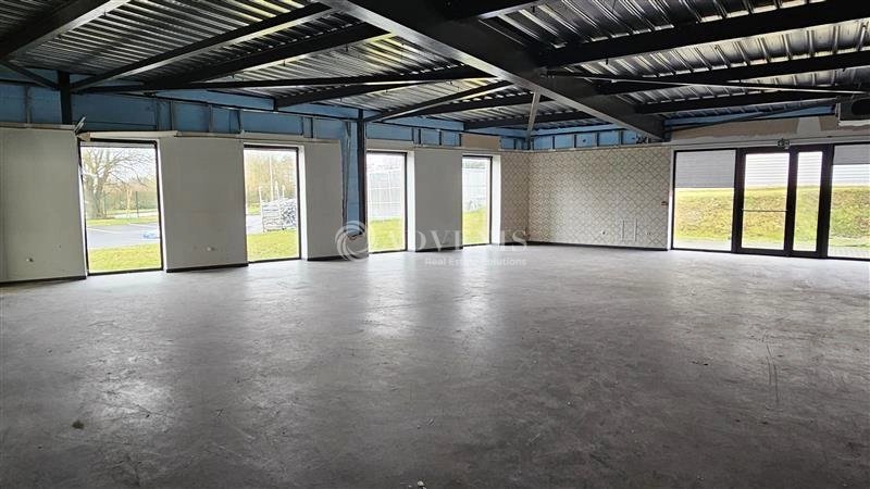 Maison à louer, 2966m², Sainghin-en-Mélantois