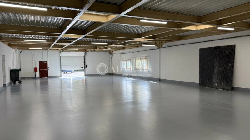 Maison à louer, 855m², Croissy-Beaubourg