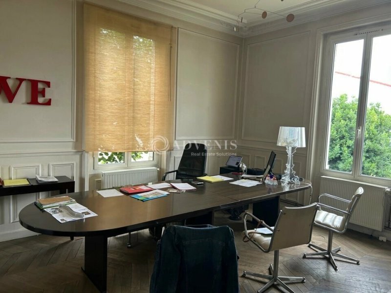 Maison à vendre, 4387m², Nazelles-Négron