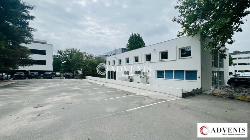 Maison à louer, 870m², Mérignac