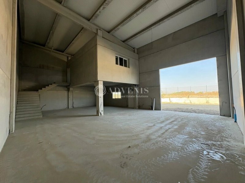 Maison à louer, 252m², Villeneuve-lès-Béziers
