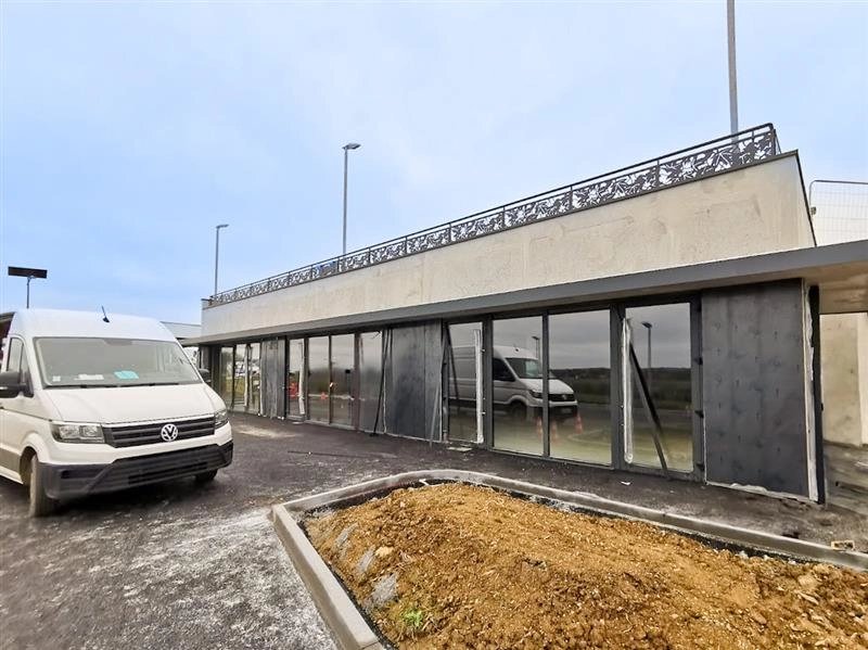 Maison à louer, 300m², Uzel