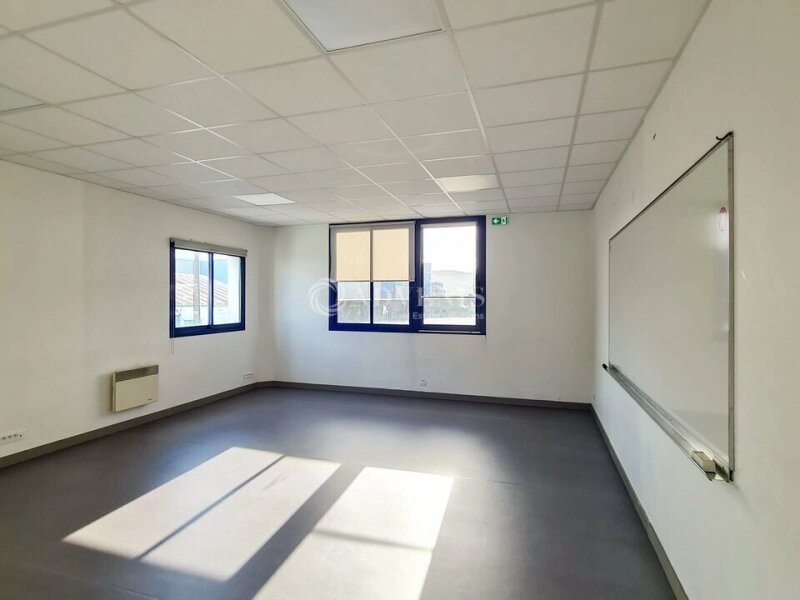 Maison à louer, 480m², Saint-Brieuc