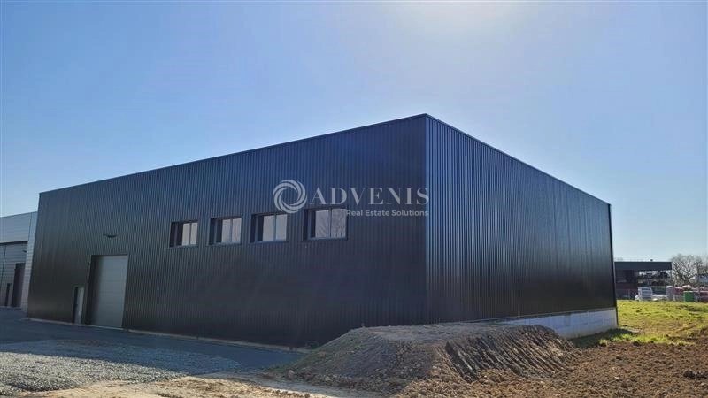 Maison à louer, 930m², Couëron