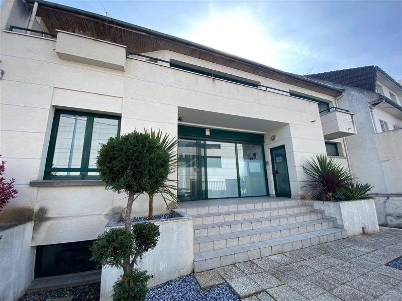 Maison à louer, 187m², Bobigny