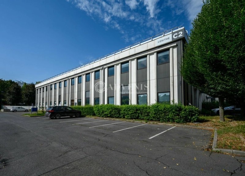 Maison à louer, 544m², Cergy