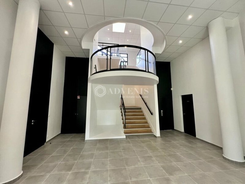 Maison à louer, 544m², Cergy