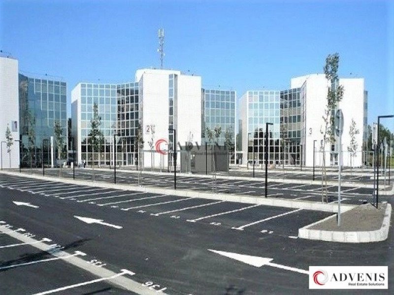 Maison à louer, 2522m², Pessac