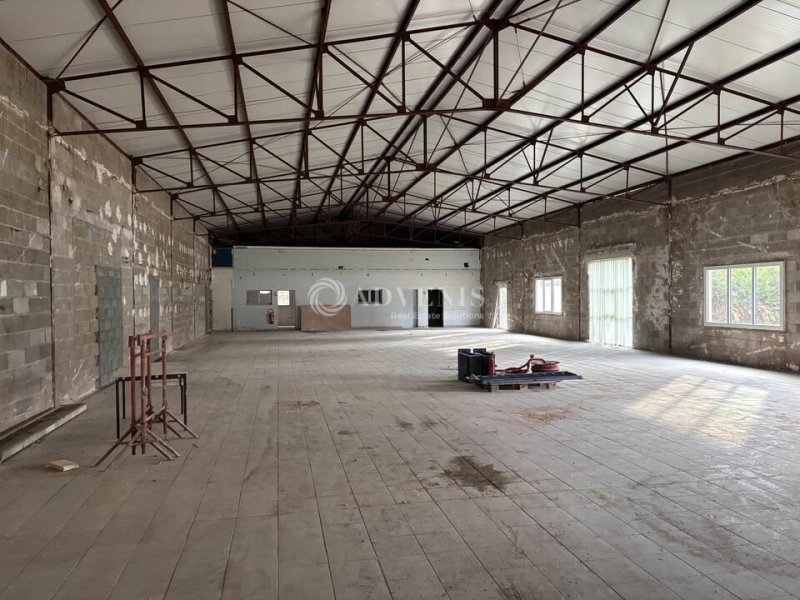 Maison à louer, 360m², Moncé-en-Belin