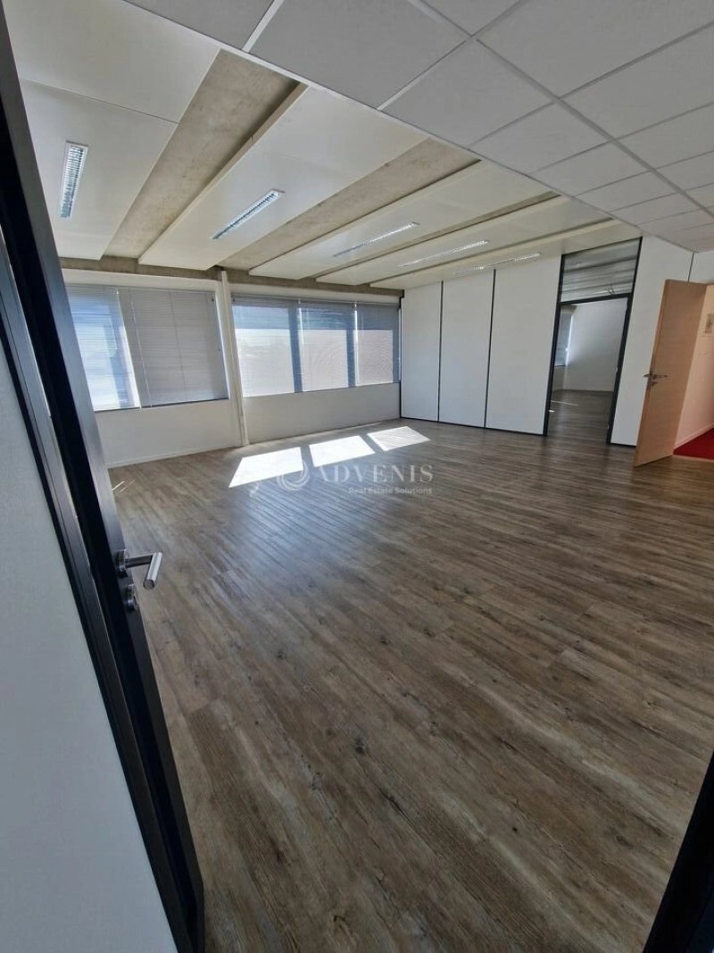 Maison à louer, 156m², Nazelles-Négron