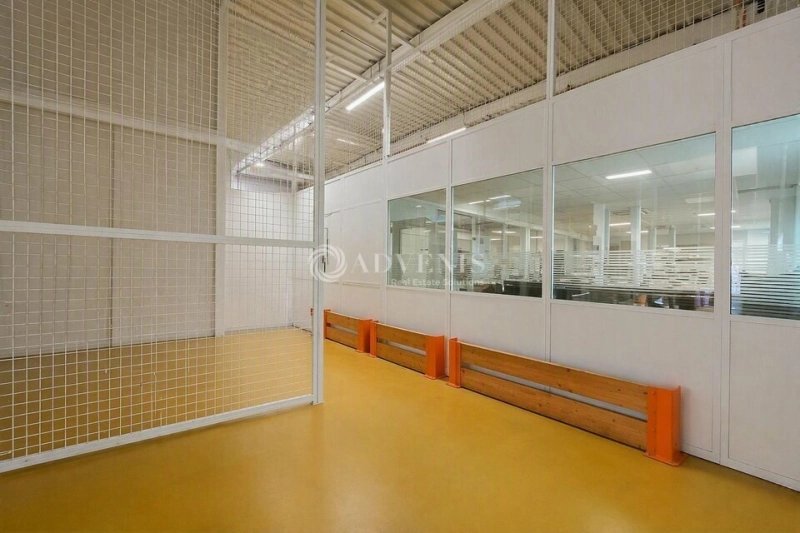 Maison à louer, 1282m², Roissy-en-France