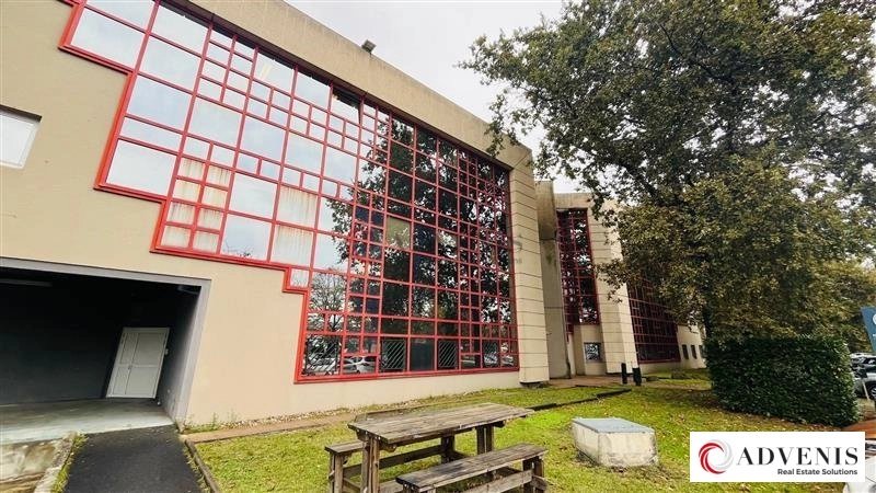 Maison à louer, 1247m², Pessac