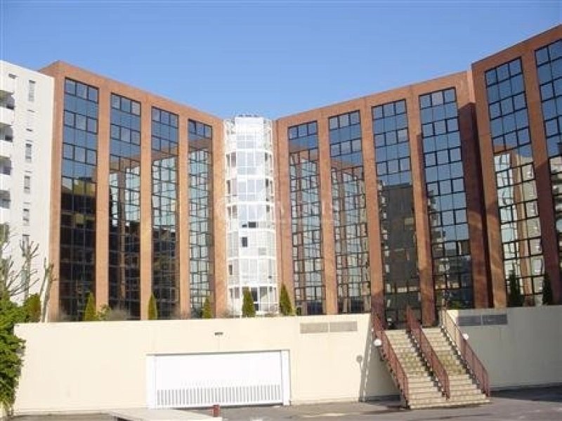 Maison à louer, 1594m², Noisy-le-Grand