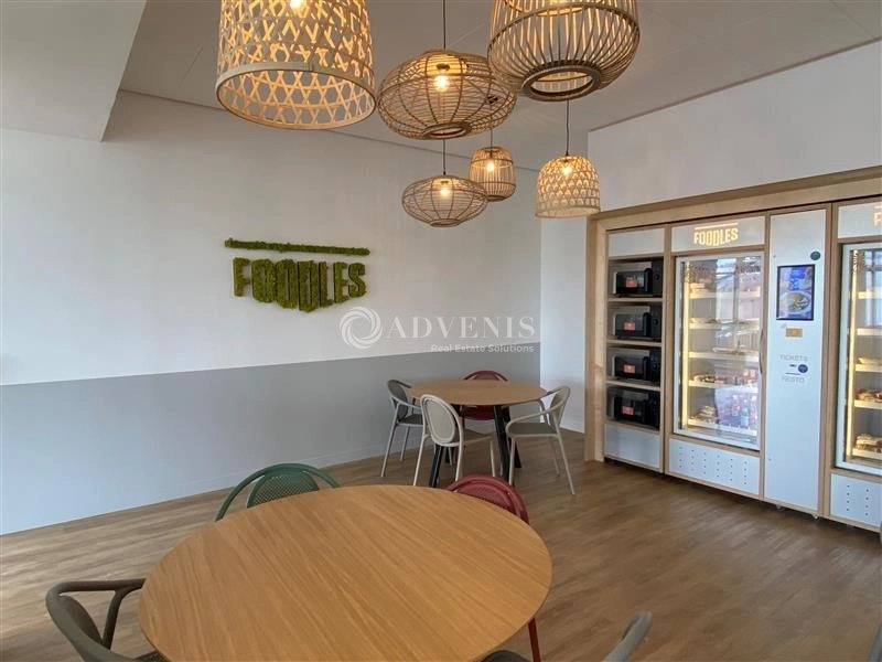 Maison à louer, 3714m², Ivry-sur-Seine