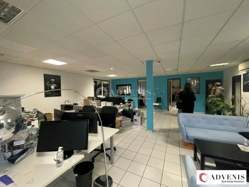 Maison à louer, 365m², Mérignac