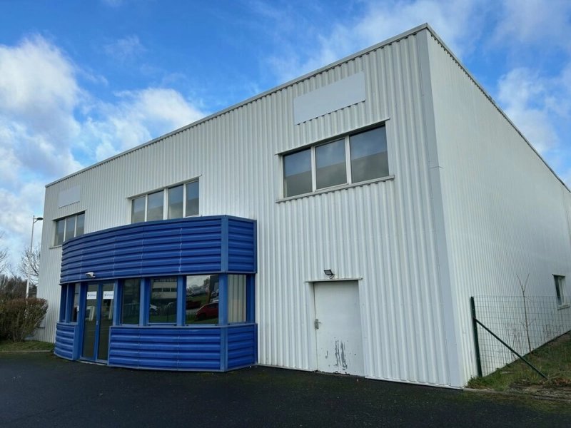Maison à louer, 350m², Parçay-Meslay
