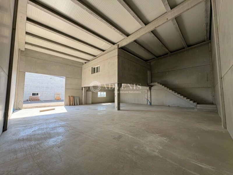 Maison à louer, 283m², Villeneuve-lès-Béziers