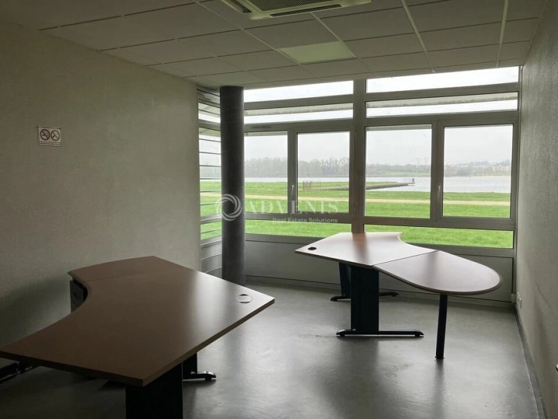 Maison à louer, 298m², Bourges
