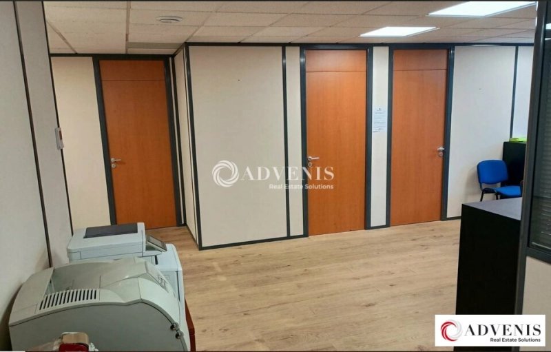 Maison à louer, 888m², Mérignac