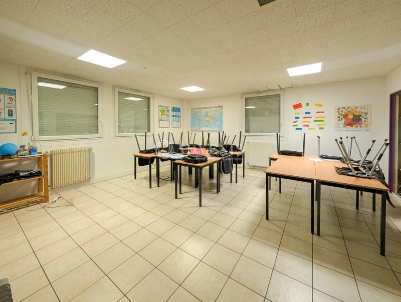 Maison à louer, 259m², Taden