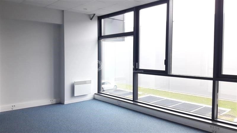 Maison à louer, 2259m², Sainghin-en-Mélantois