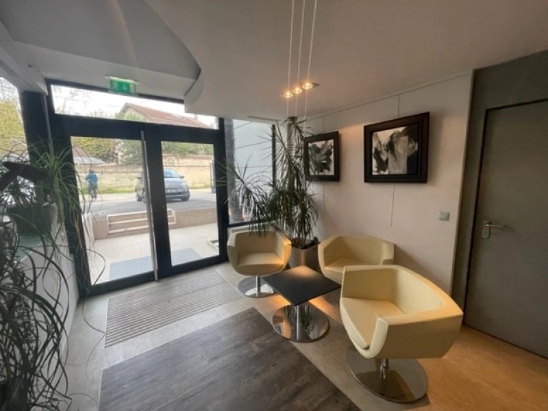 Maison à louer, 435m², Saint-Maur-des-Fossés
