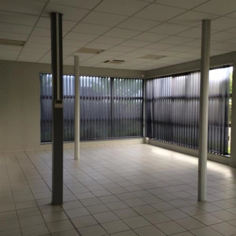 Maison à louer, 400m², Parçay-Meslay