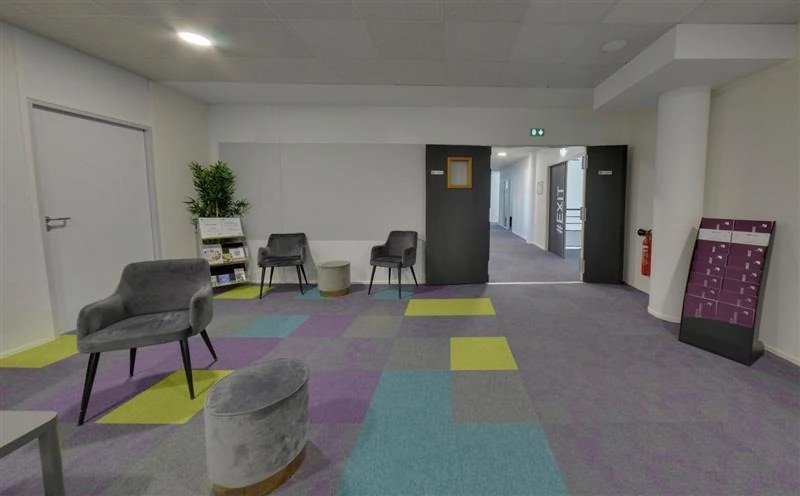 Maison à louer, 2409m², Tours