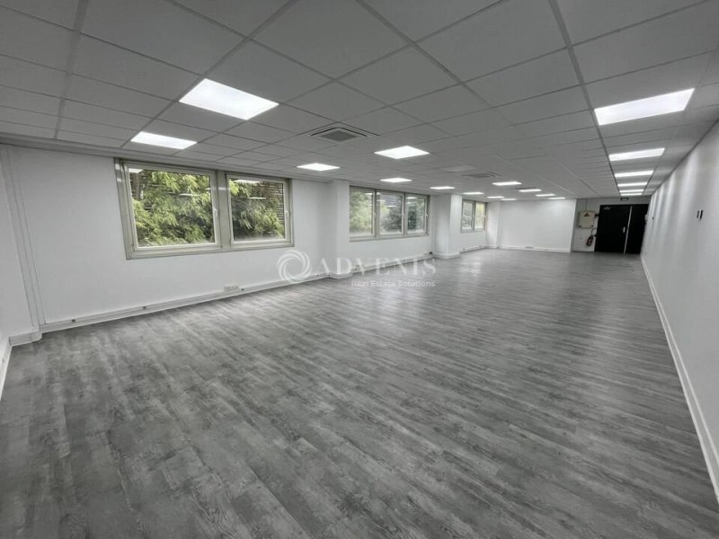 Maison à louer, 322m², Aulnay-sous-Bois